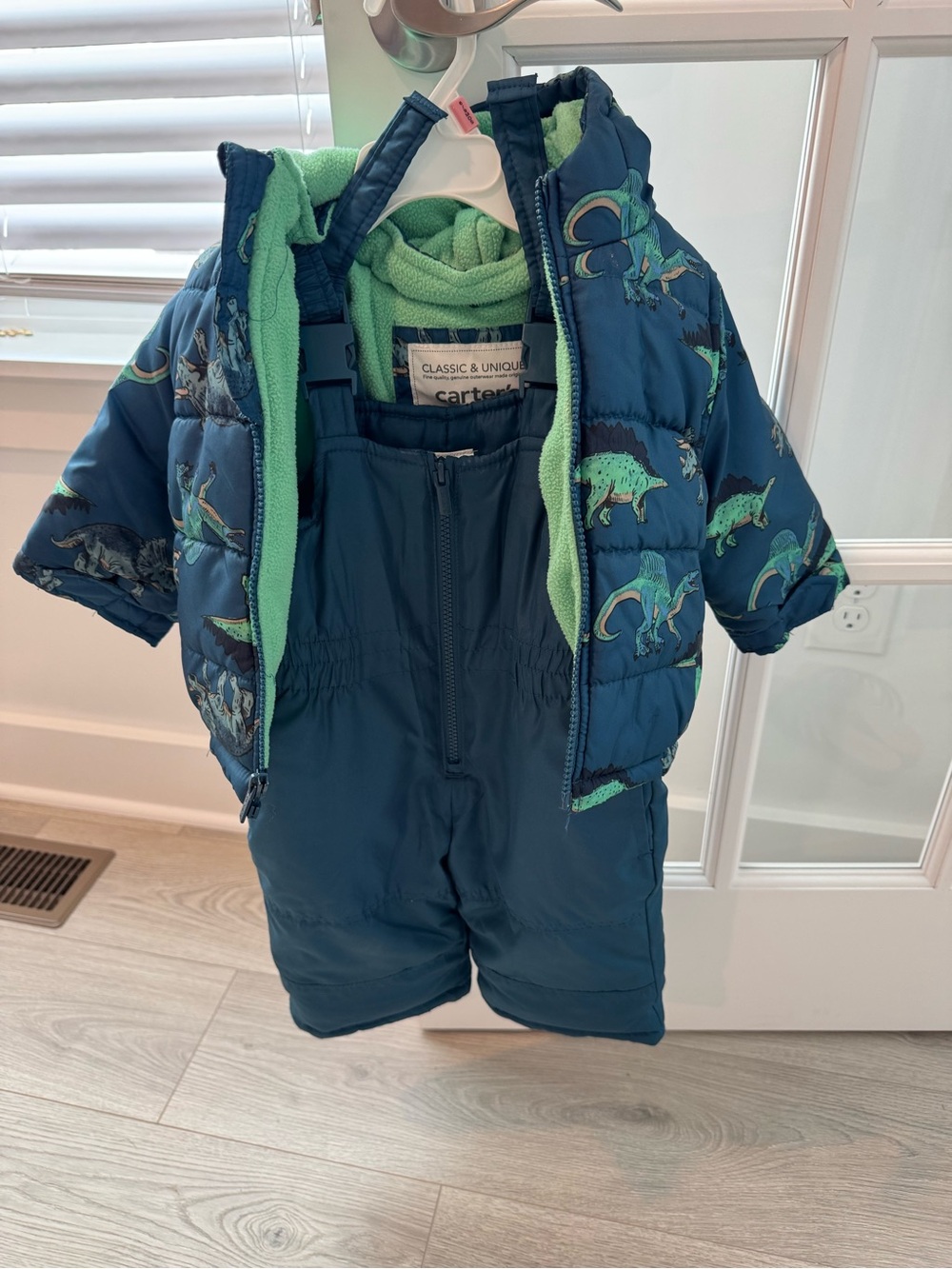 Carter’s Dinosaur Hooded Puffer Jacket & Snow Bib Set 12M Winter Snowsuit